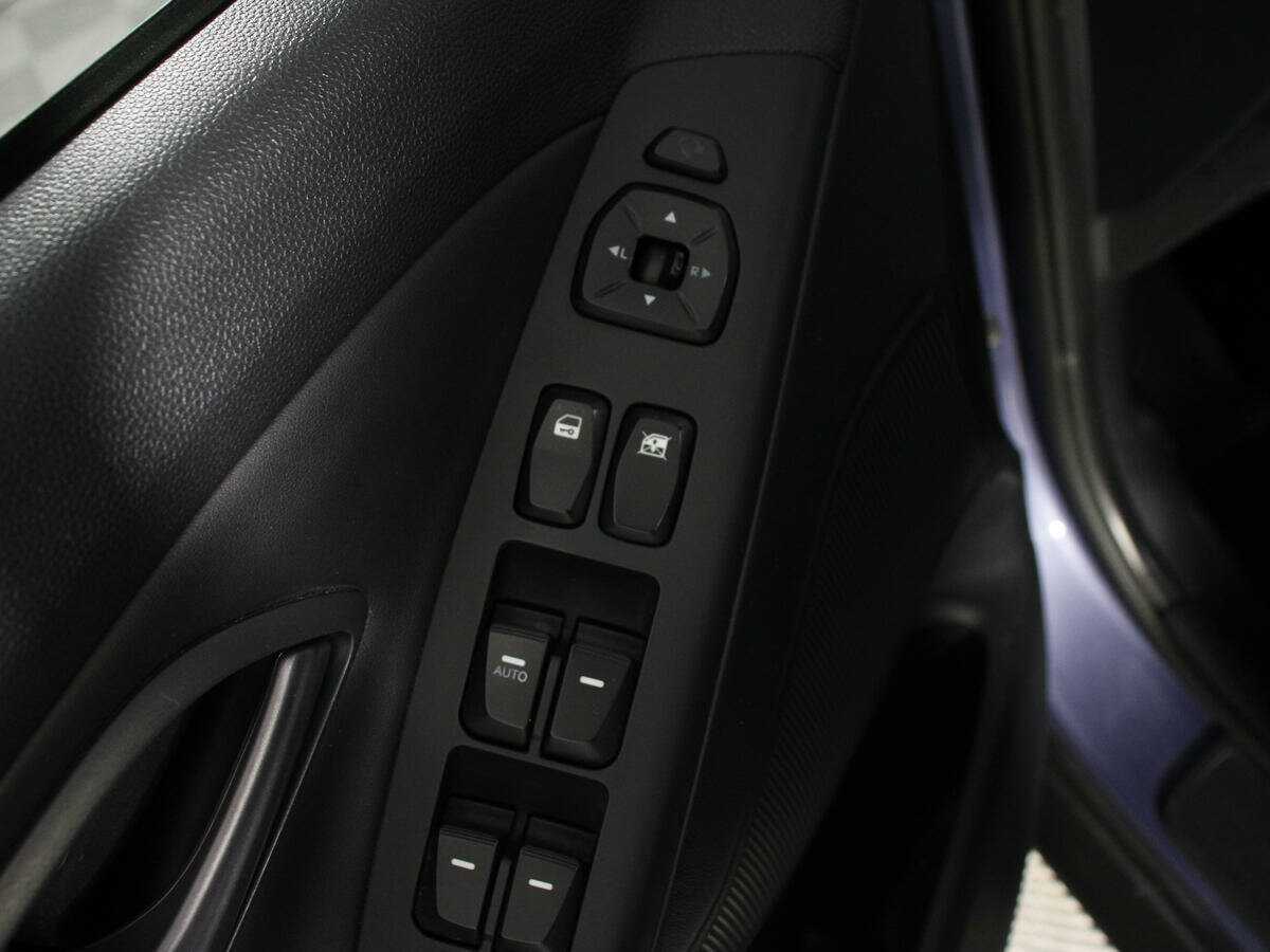 Купить Hyundai ix35, 2013, 182 117 км, фото №16