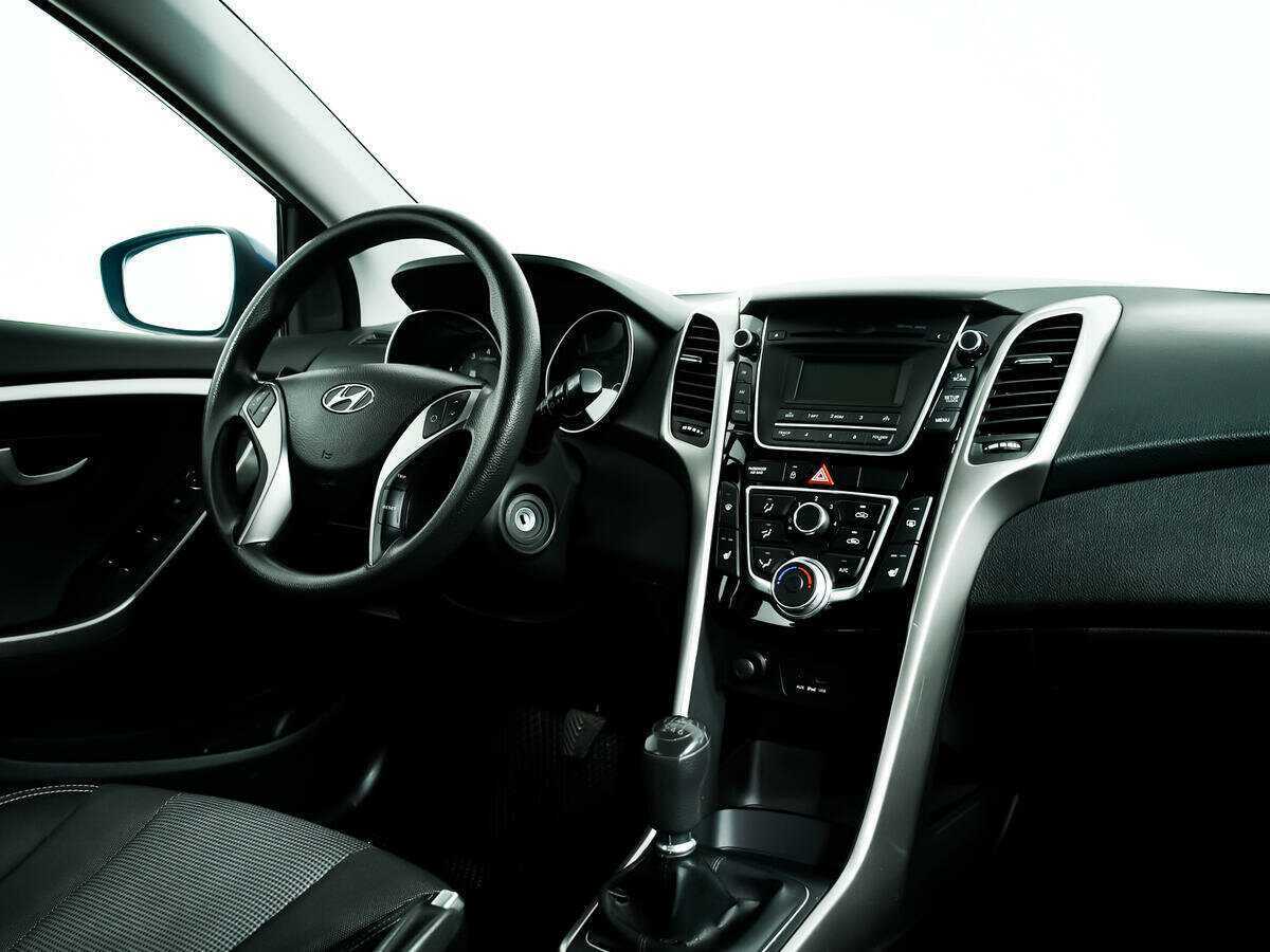 Купить Hyundai i30, 2014, 81 000 км, фото №9