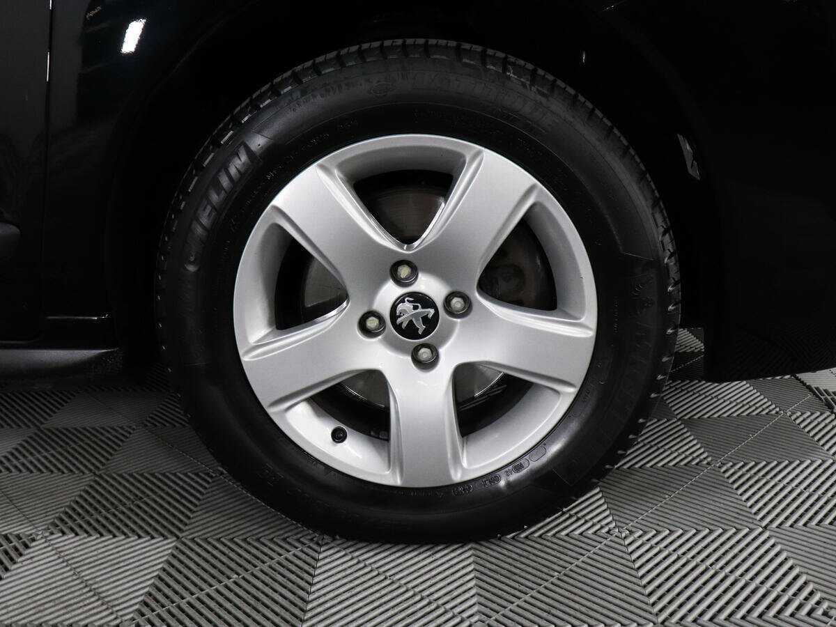 Купить Peugeot 3008, 2016, 109 964 км, фото №9