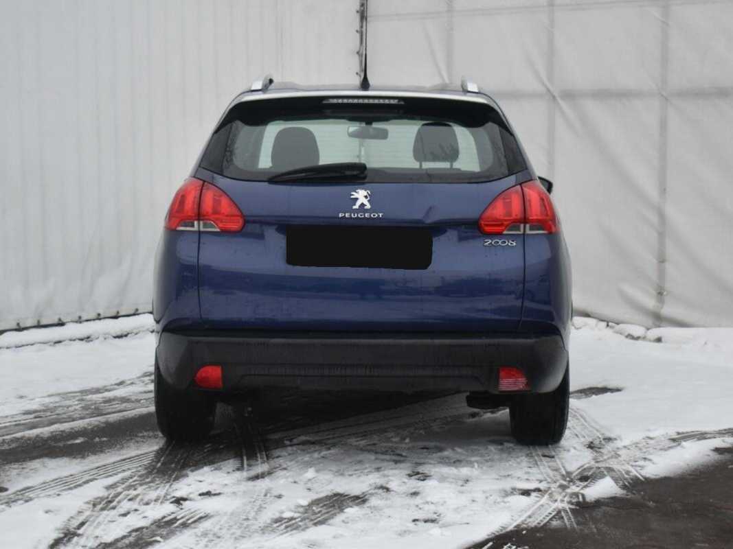 Купить Peugeot 2008, 2014, 107 929 км, фото №6