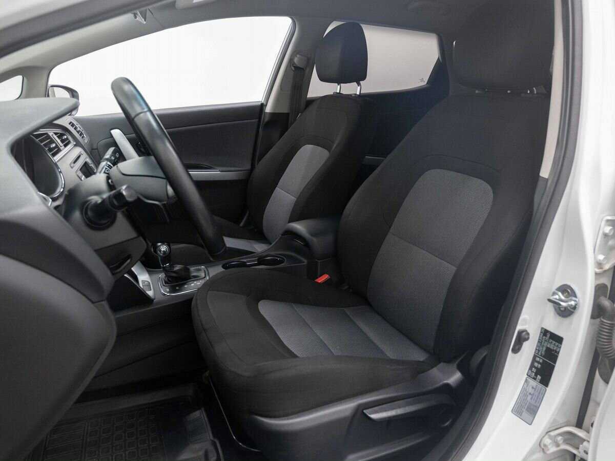 Купить Kia Ceed, 2016, 124 380 км, фото №10