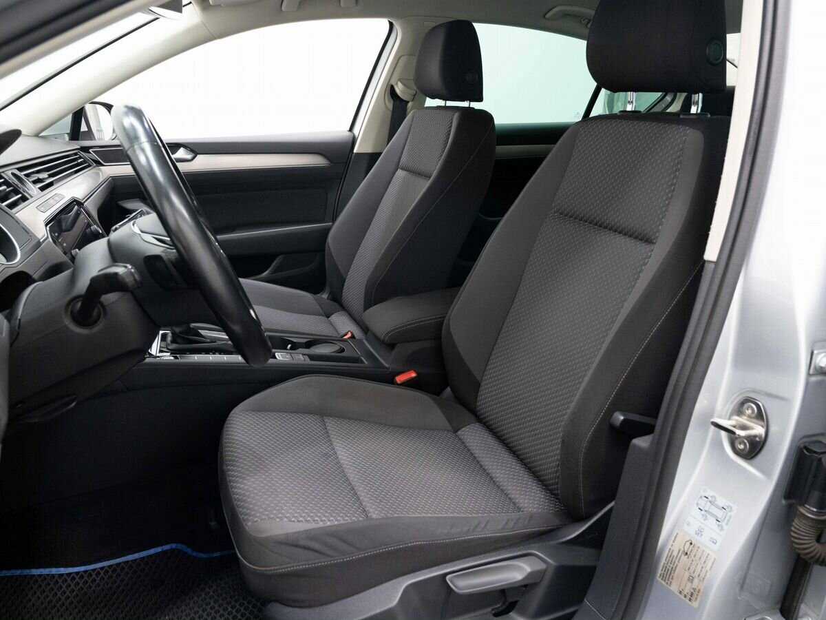 Купить Volkswagen Passat DSG6, 2017, 161 362 км, фото №11