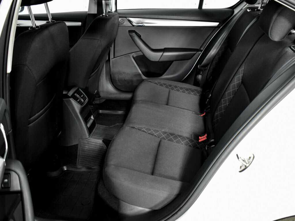 Купить Skoda Octavia, 2019, 146 308 км, фото №8