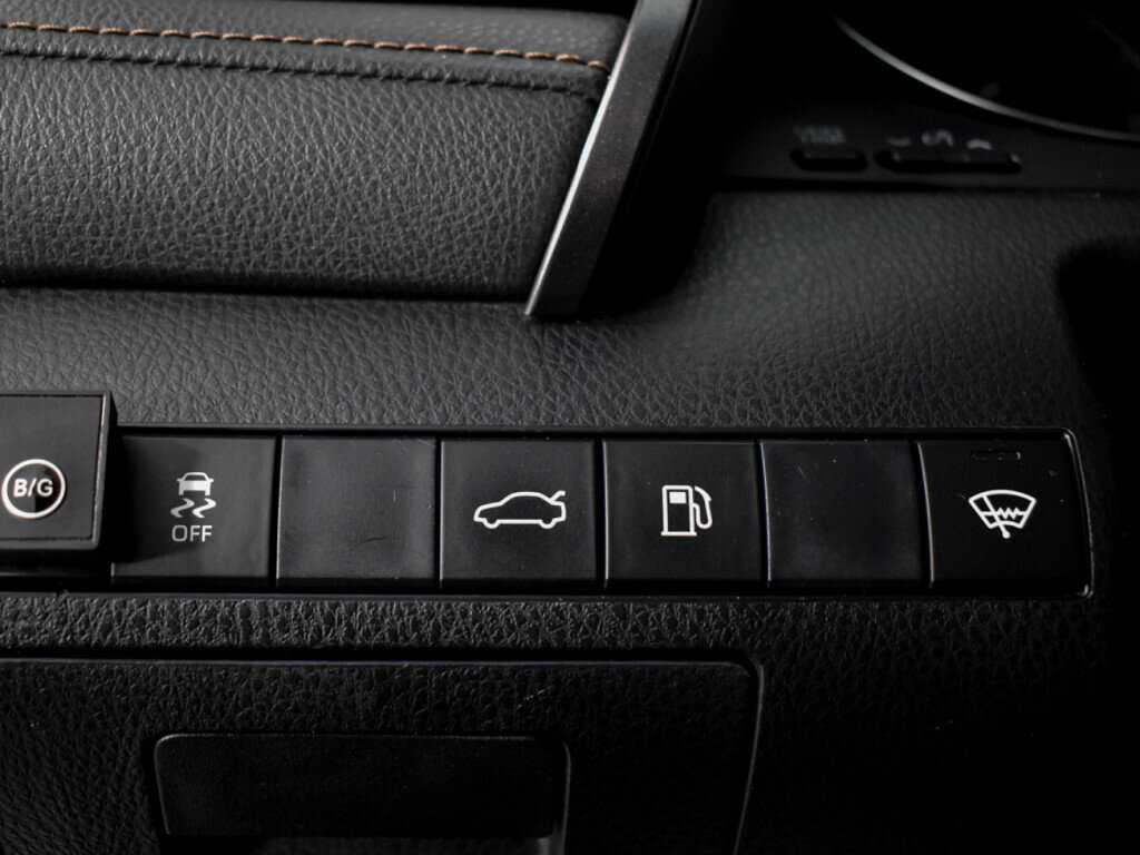 Купить Toyota Camry, 2018, 165 958 км, фото №8