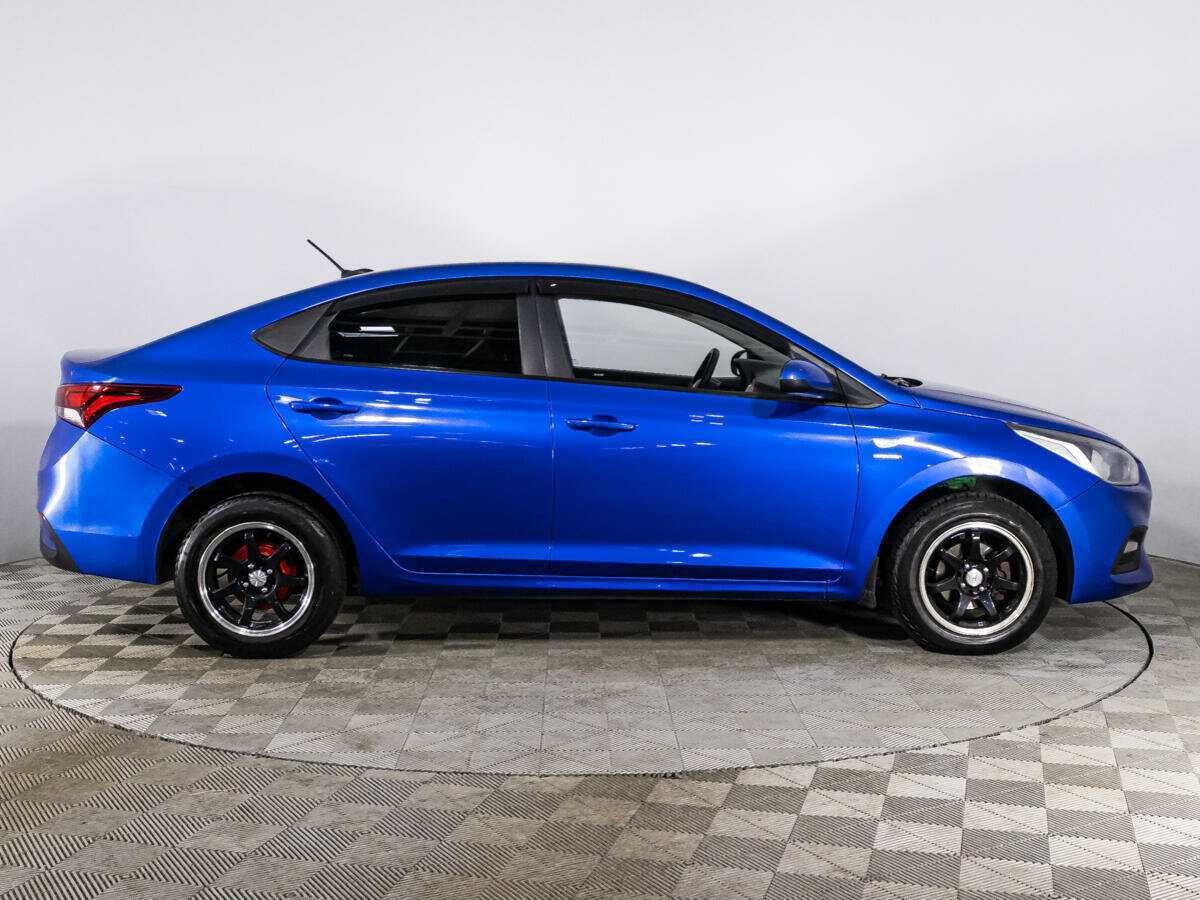 Купить Hyundai Solaris, 2019, 138 024 км, фото №4