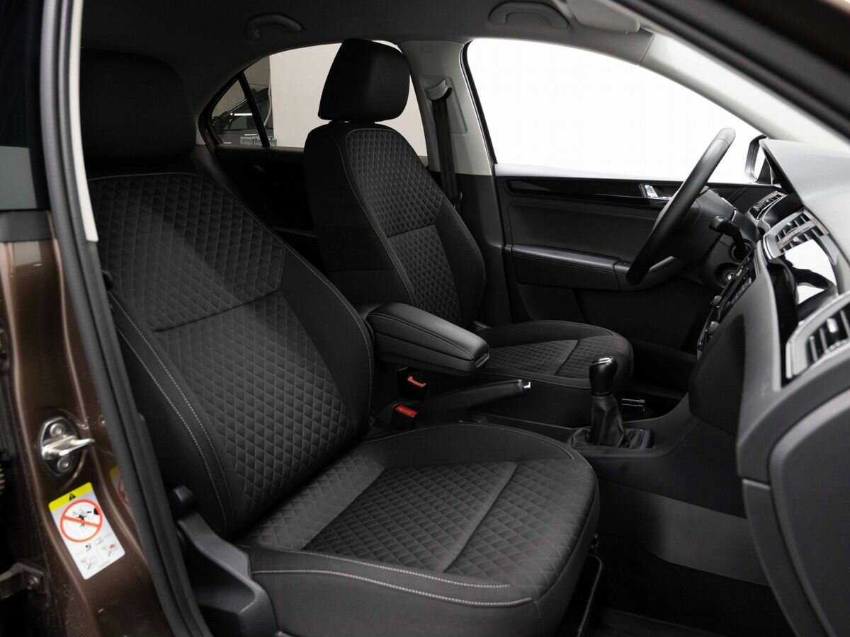 Купить Skoda Rapid, 2018, 98 000 км, фото №14