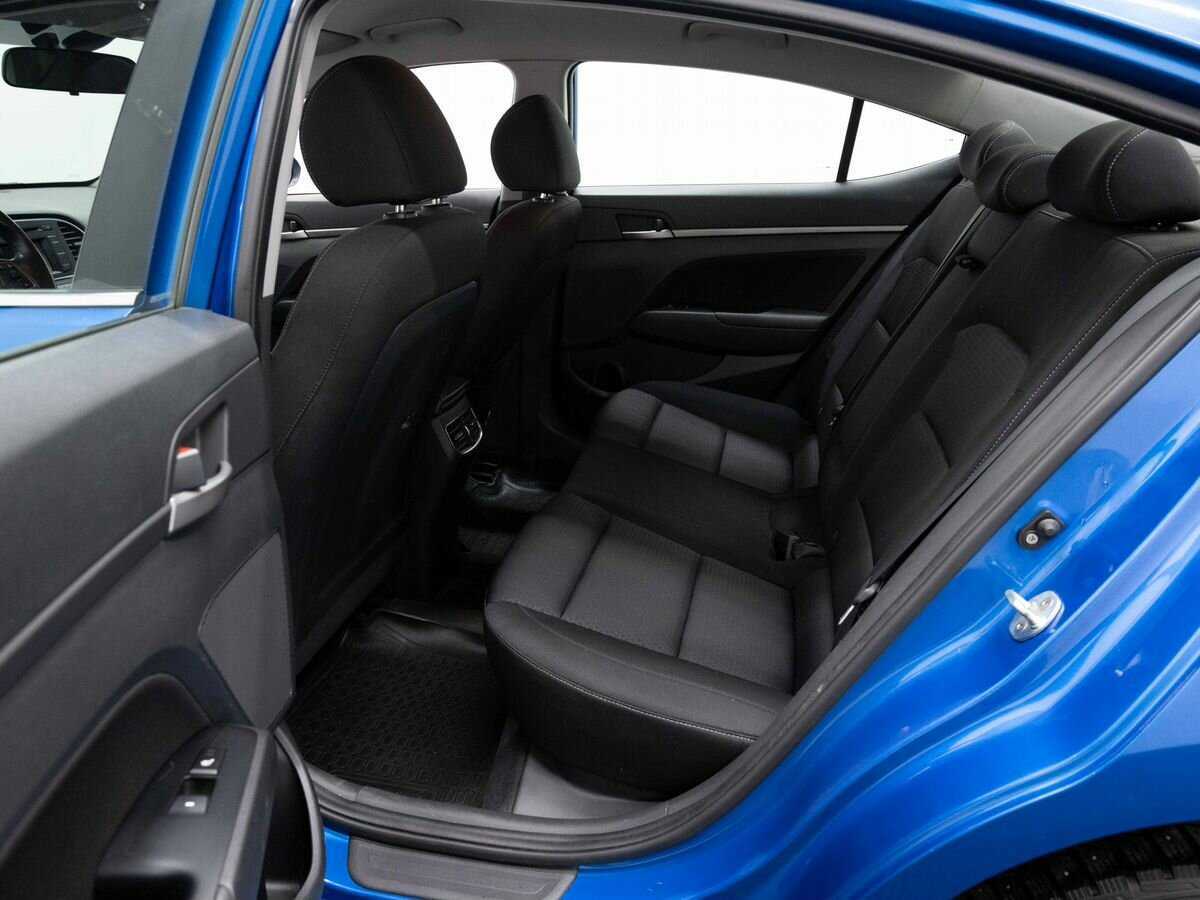 Купить Hyundai Elantra, 2017, 190 000 км, фото №9