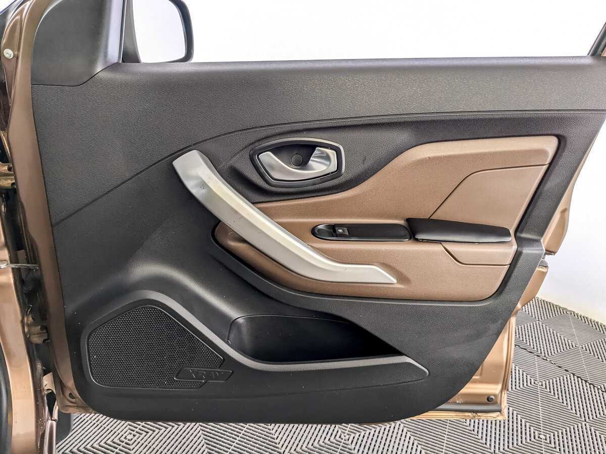 Купить Lada (ВАЗ) XRAY, 2017, 96 796 км, фото №24