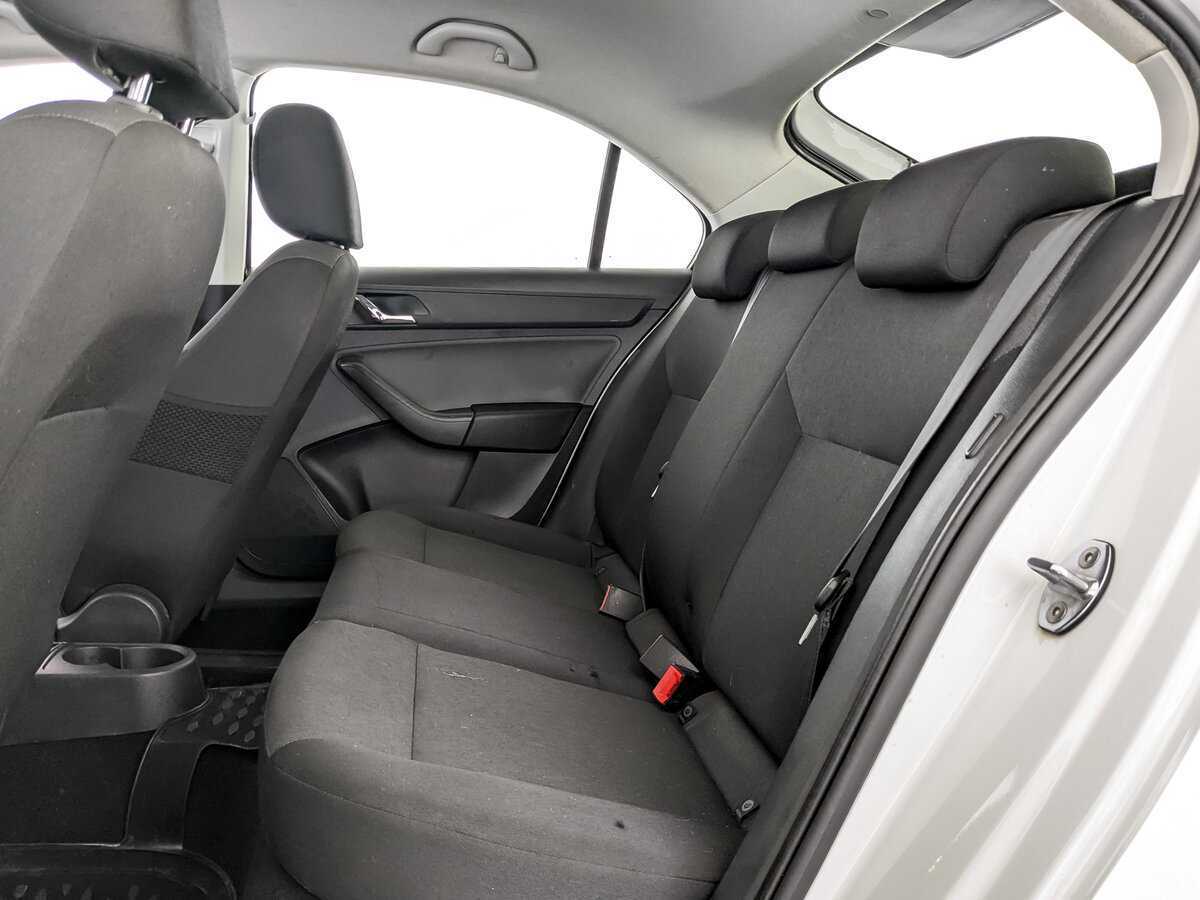 Купить Skoda Rapid, 2017, 110 902 км, фото №12