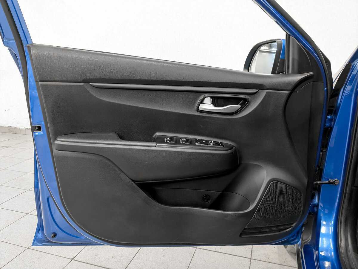 Купить Kia Rio X-Line, 2020, 189 781 км, фото №17