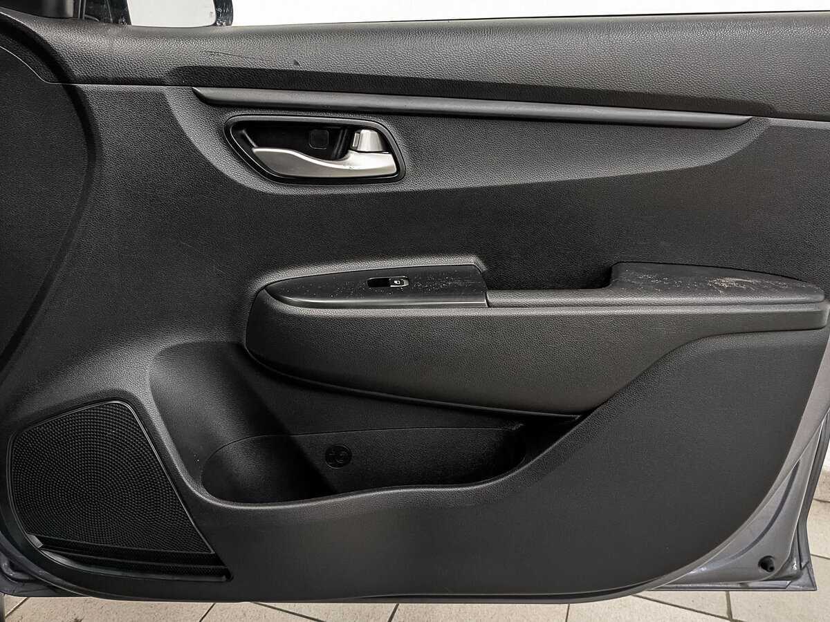 Купить Kia Rio X-Line, 2020, 172 164 км, фото №21
