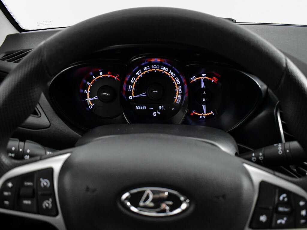 Купить Lada (ВАЗ) Vesta, 2019, 126 597 км, фото №15