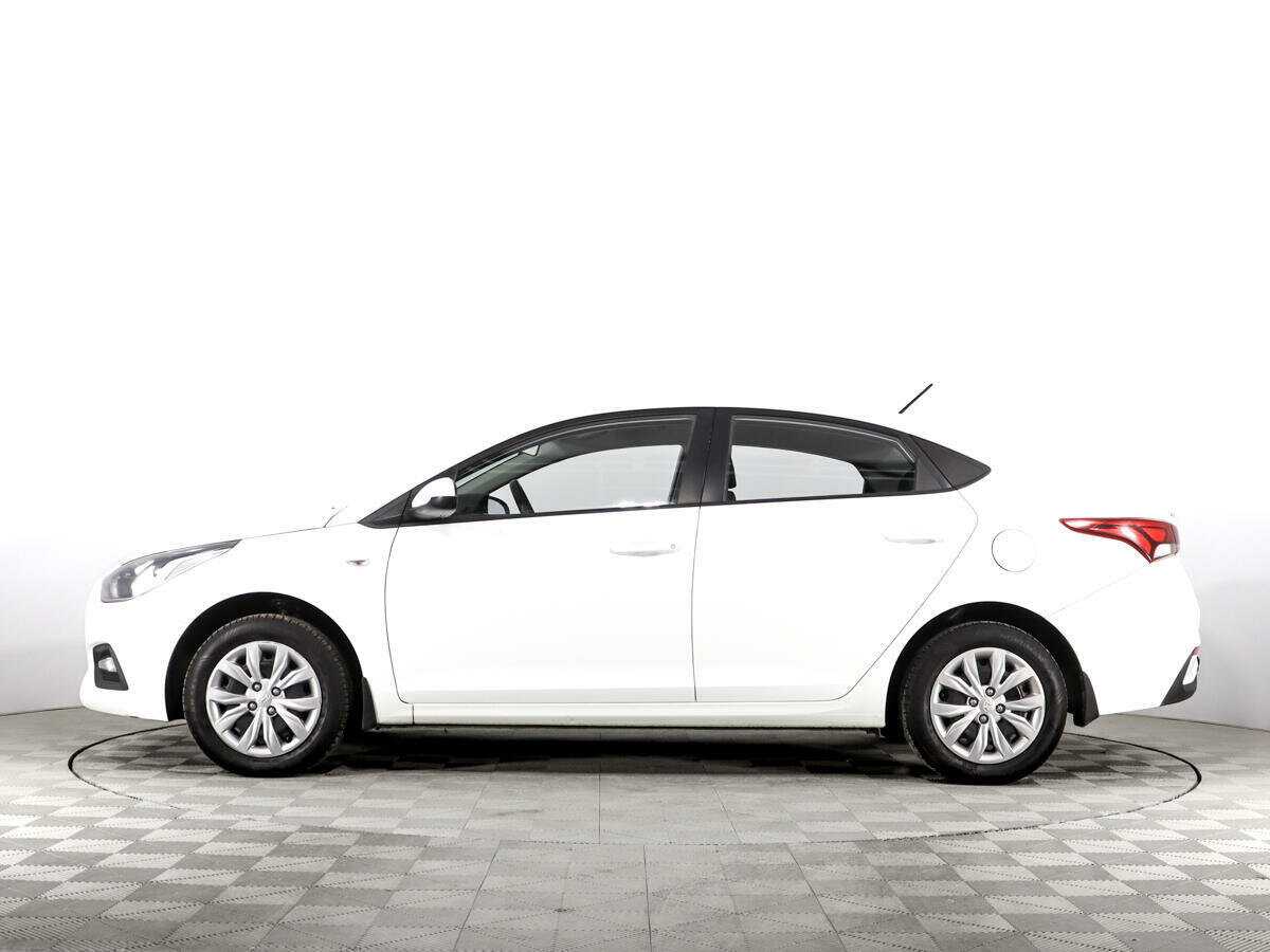 Купить Hyundai Solaris, 2018, 124 111 км, фото №4