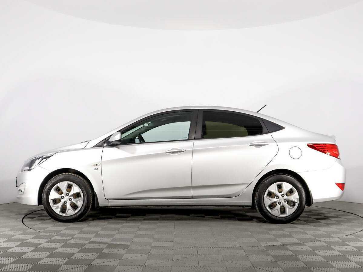 Купить Hyundai Solaris, 2016, 104 966 км, фото №8