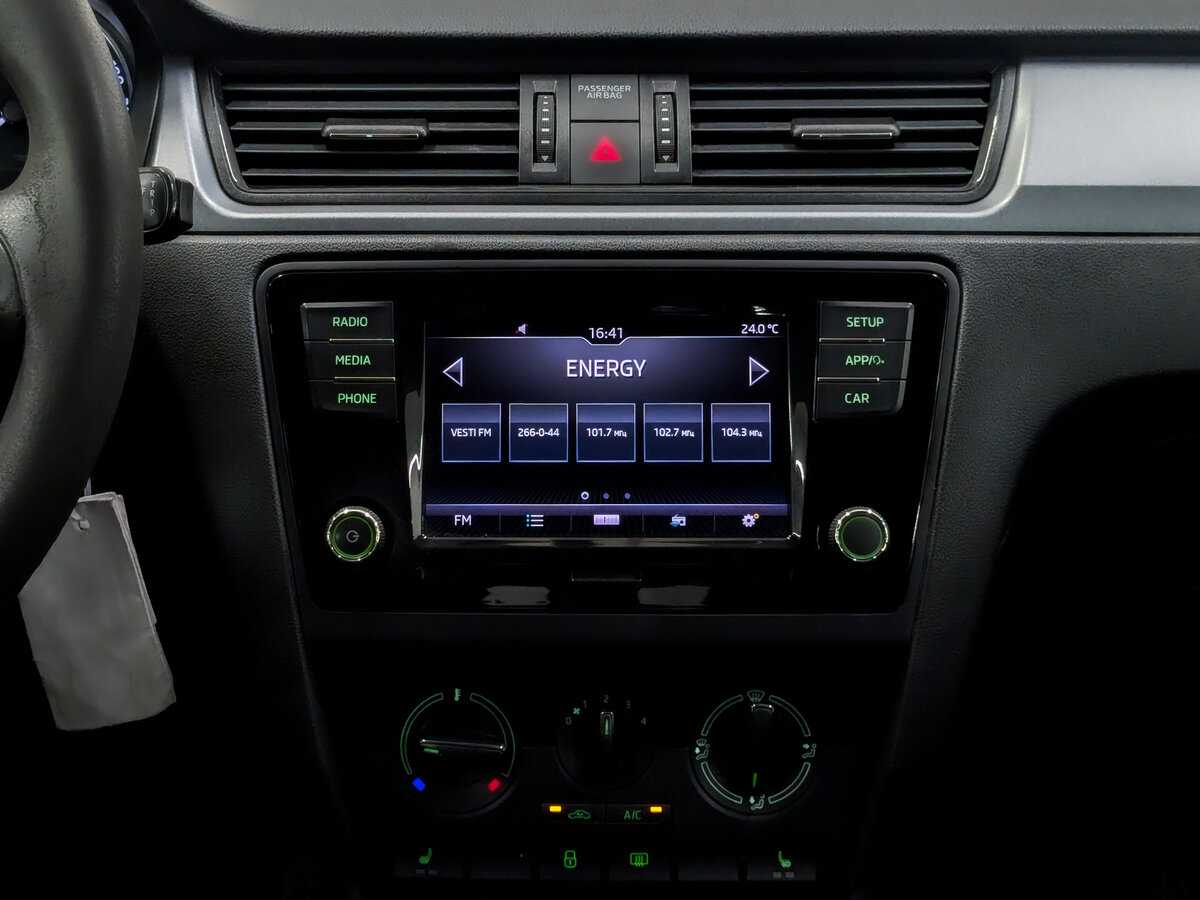 Купить Skoda Rapid, 2017, 240 992 км, фото №15