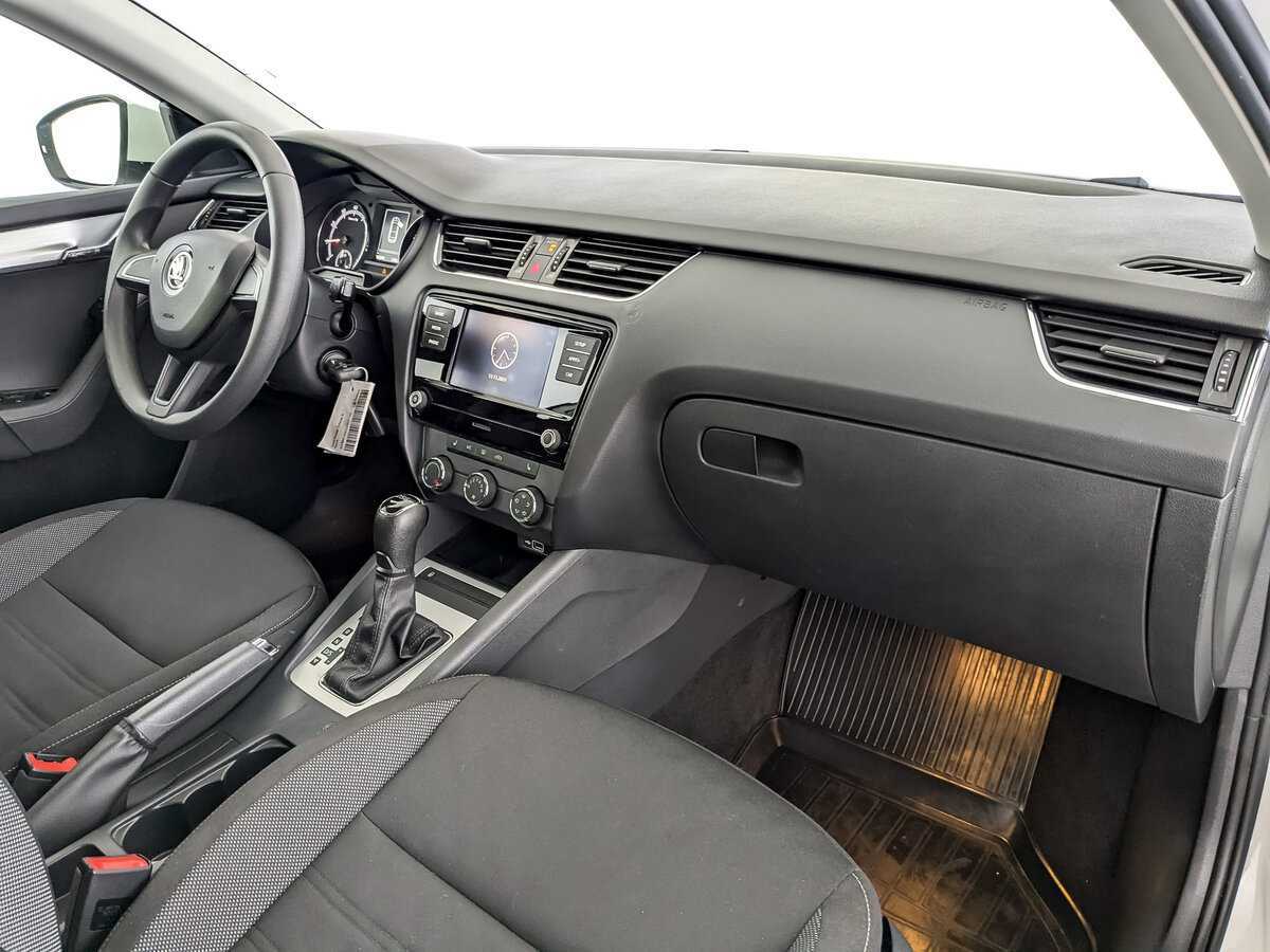 Купить Skoda Octavia, 2018, 162 046 км, фото №11