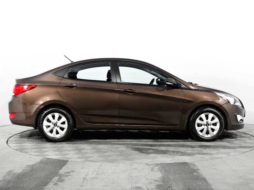 Купить Hyundai Solaris, 2016, 67 700 км, фото №4