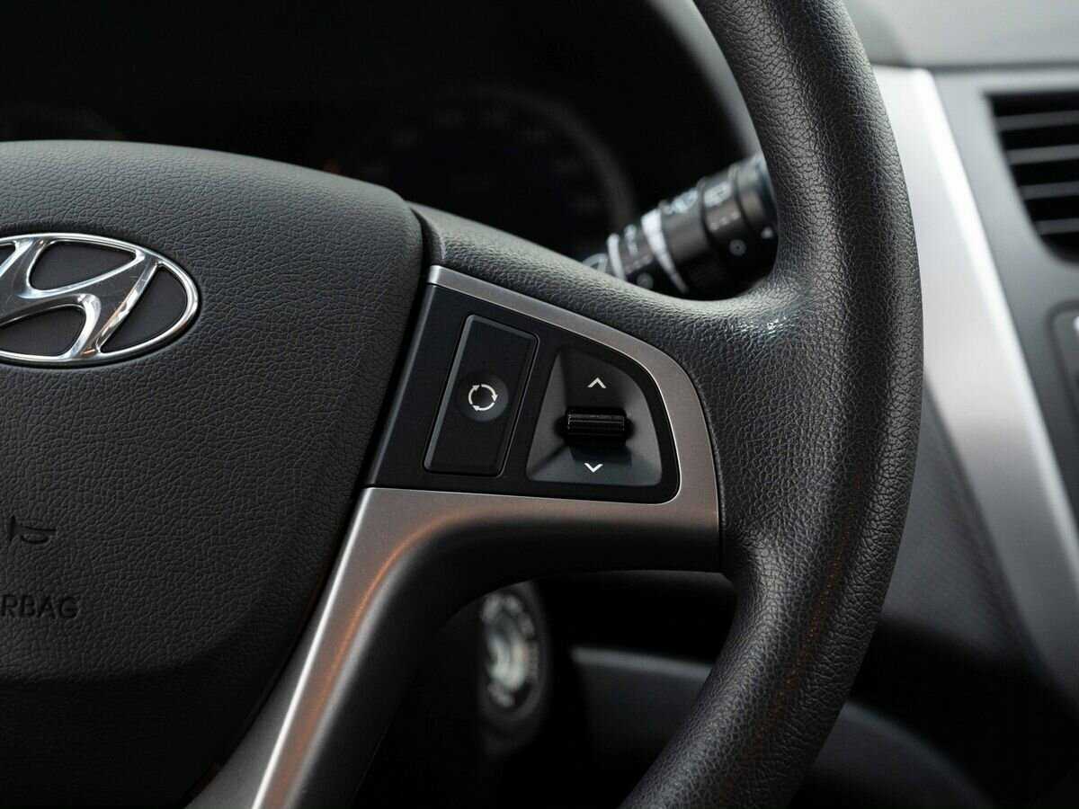 Купить Hyundai Solaris, 2016, 110 000 км, фото №17