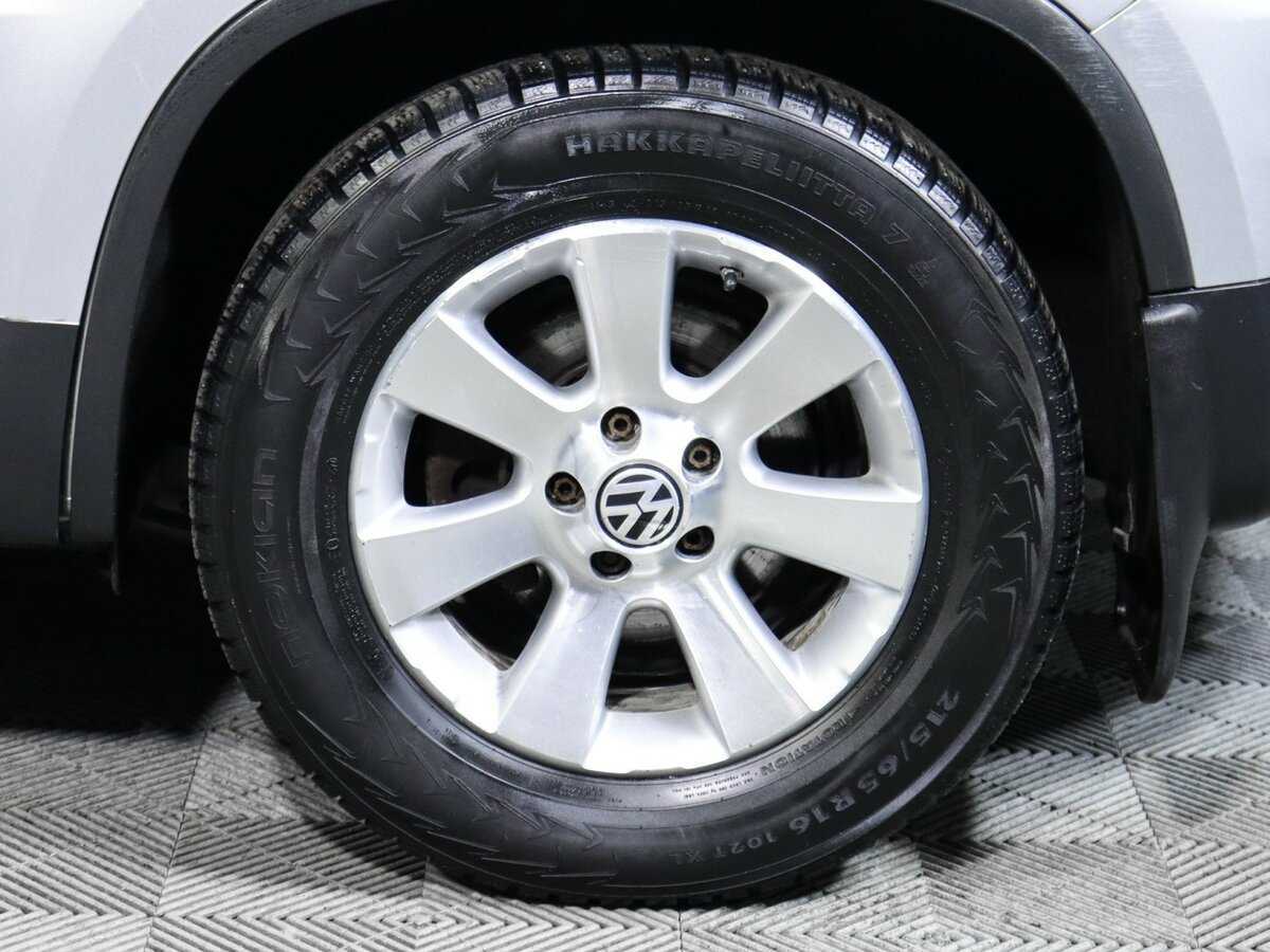 Купить Volkswagen Tiguan, 2012, 219 135 км, фото №12