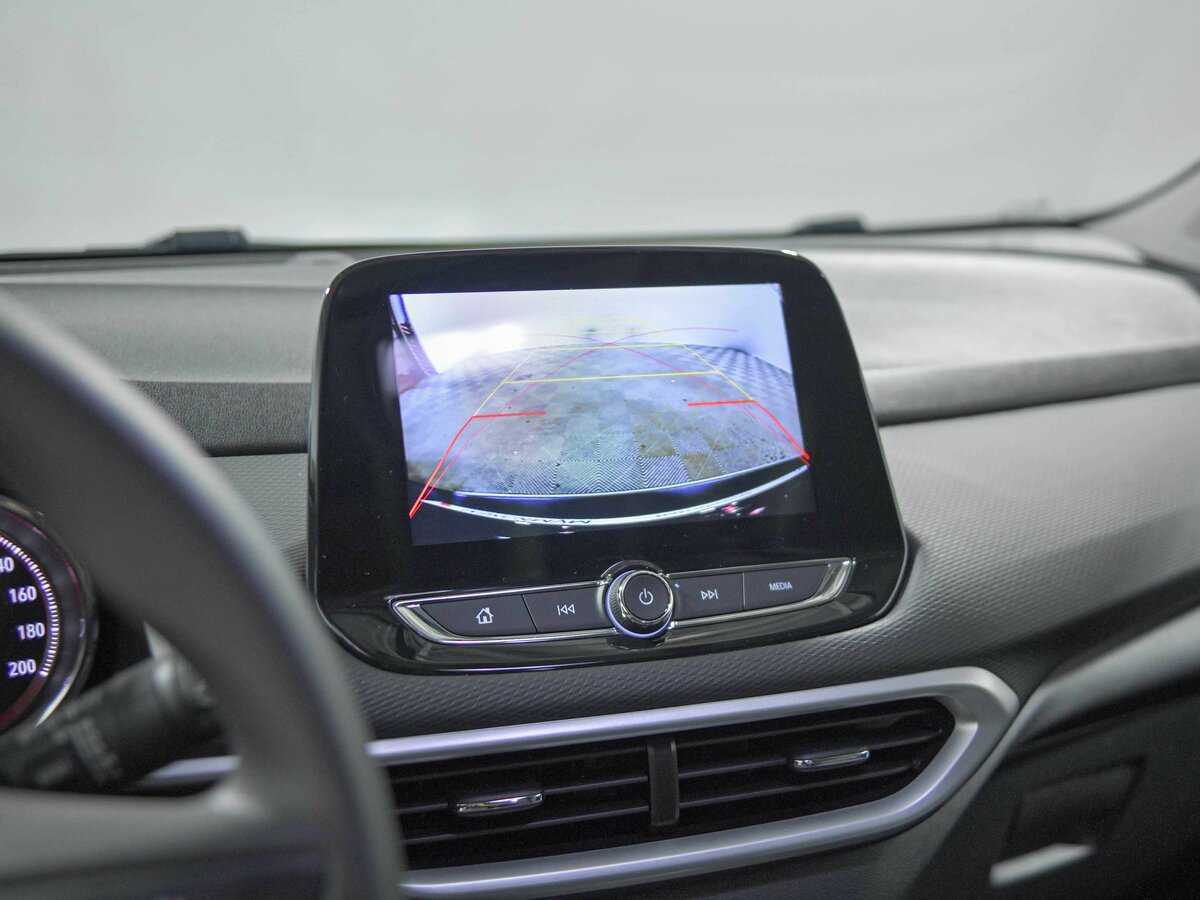 Купить Chevrolet Tracker, 2020, 13 131 км, фото №11