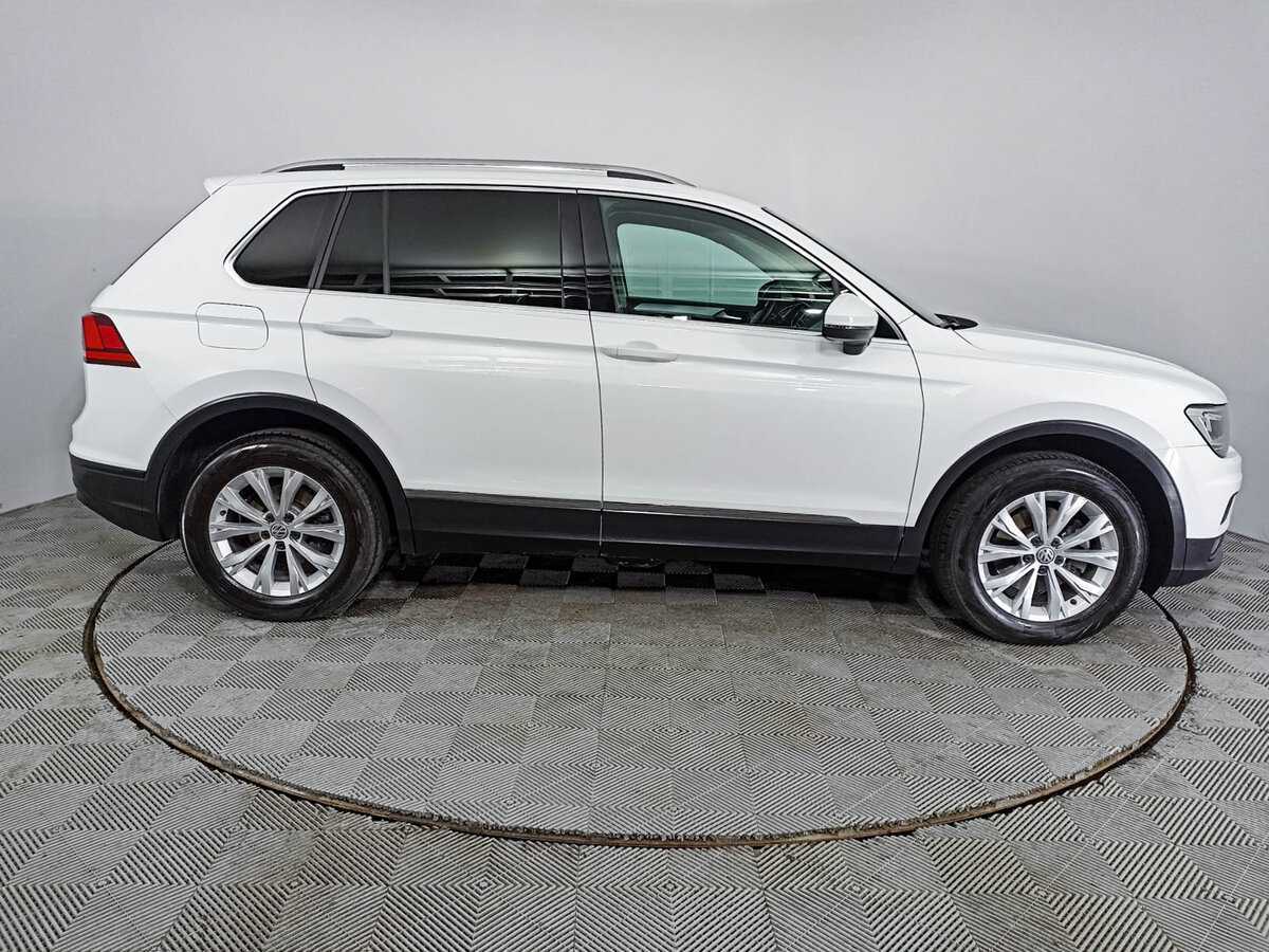 Купить Volkswagen Tiguan, 2018, 217 896 км, фото №4