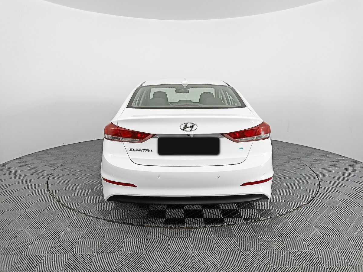 Купить Hyundai Elantra, 2017, 180 577 км, фото №6