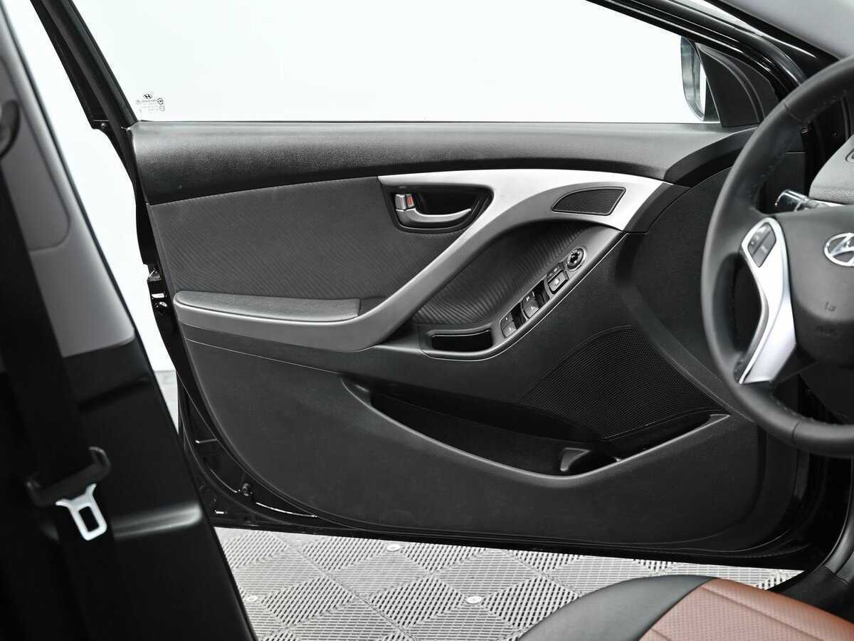 Купить Hyundai Elantra, 2012, 139 500 км, фото №7