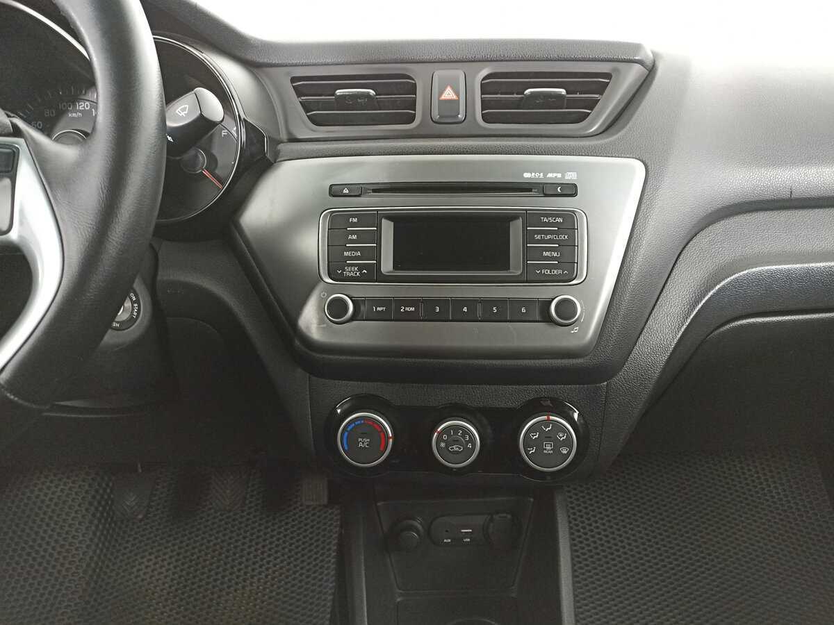 Купить Kia Rio, 2016, 177 792 км, фото №15