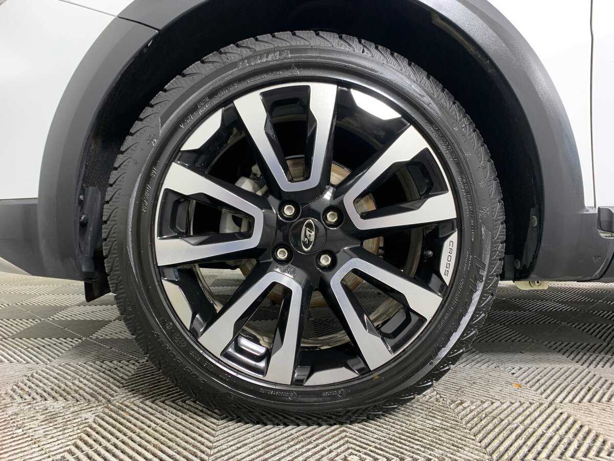 Купить Lada (ВАЗ) Vesta Cross, 2023, 34 072 км, фото №9