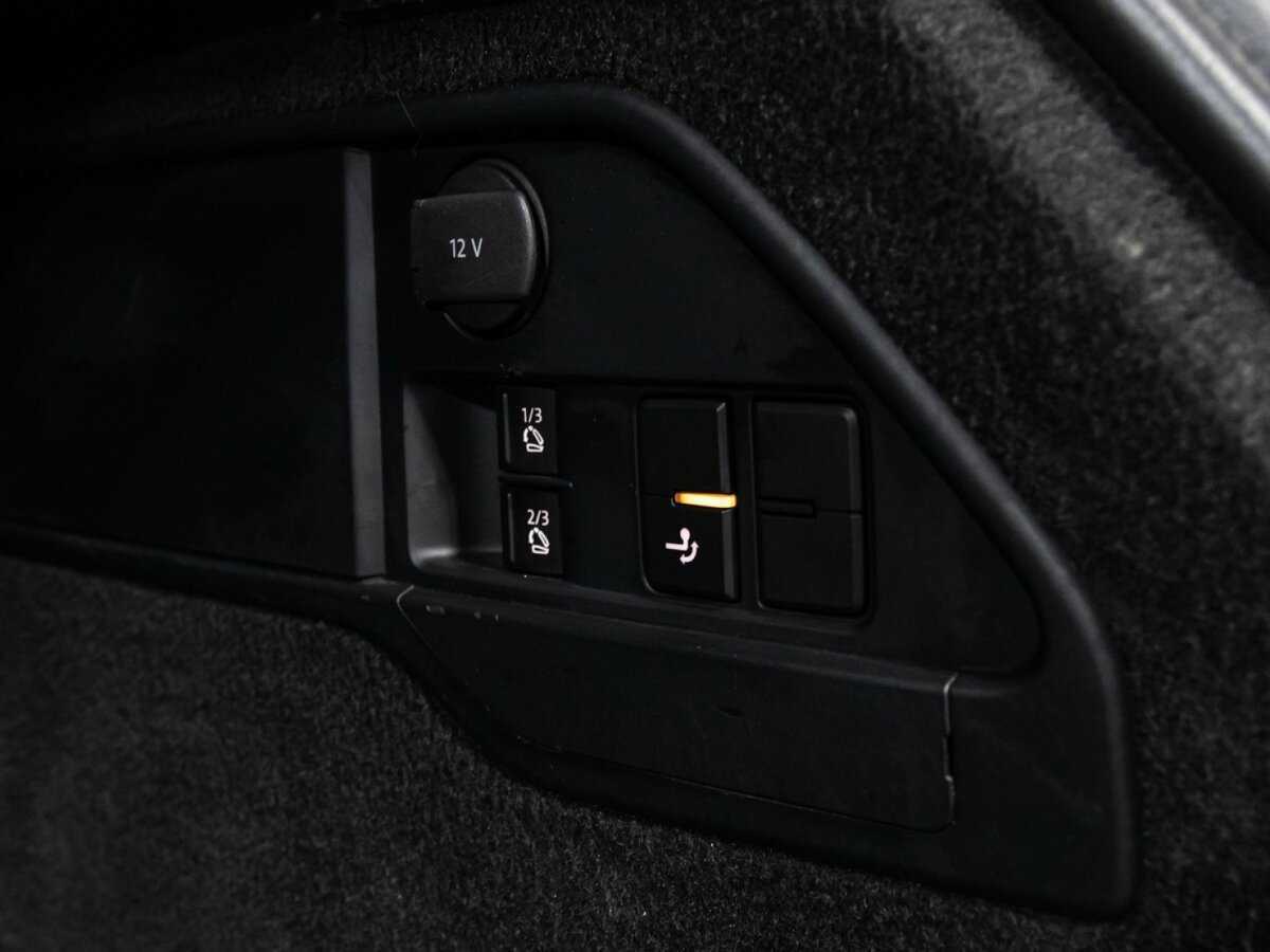 Купить Volkswagen Touareg, 2012, 329 160 км, фото №22