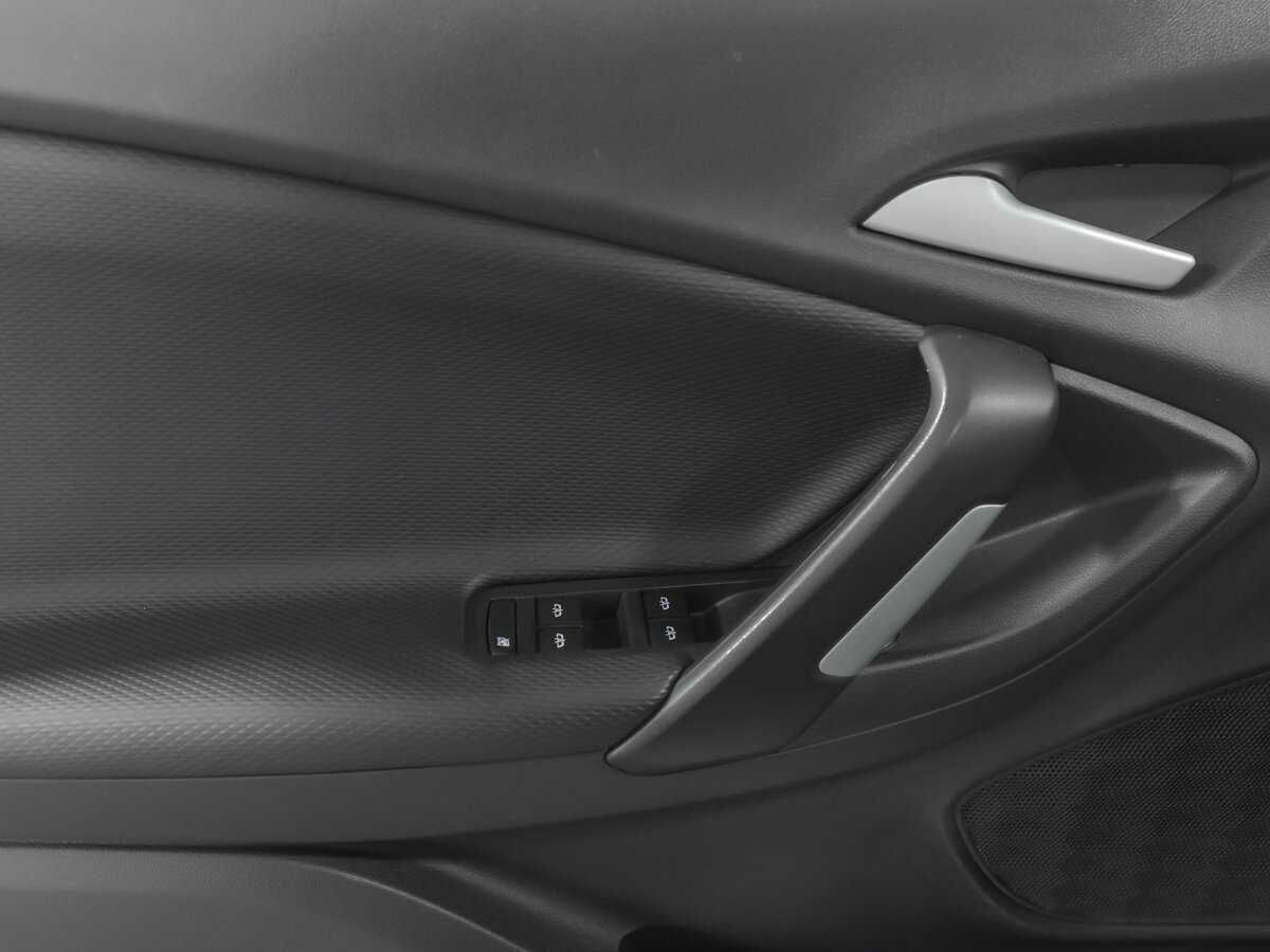 Купить Chevrolet Tracker, 2020, 55 003 км, фото №13