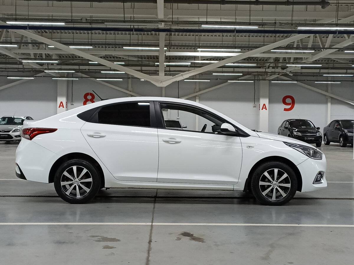 Купить Hyundai Solaris, 2019, 170 002 км, фото №4