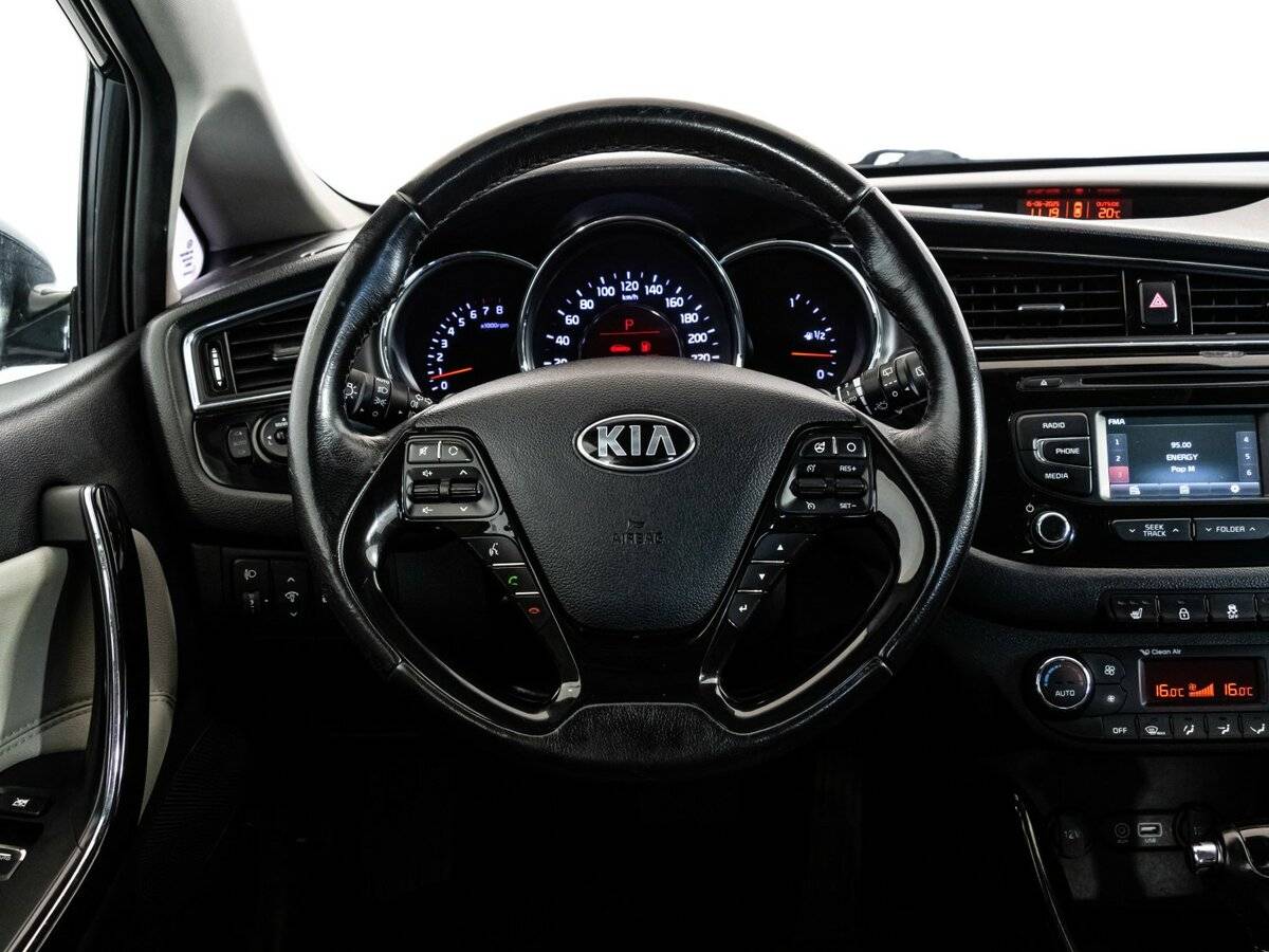 Купить Kia Ceed, 2015, 182 883 км, фото №12
