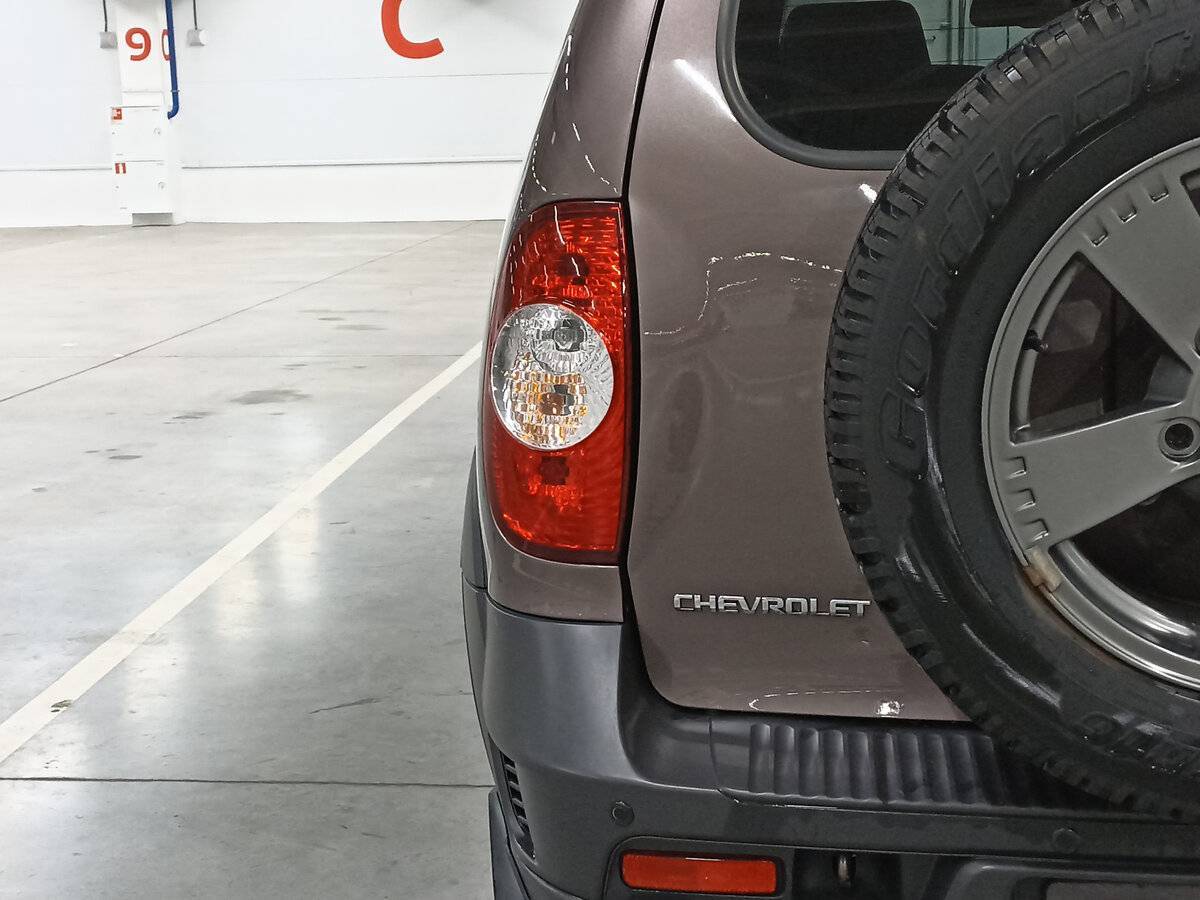 Купить Chevrolet Niva, 2018, 120 930 км, фото №9