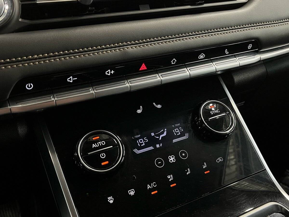 Купить Chery Tiggo 8, 2020, 120 000 км, фото №16