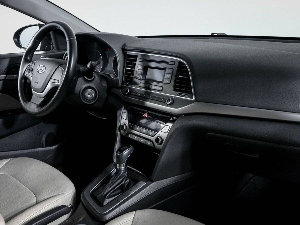 Купить Hyundai Elantra, 2016, 143 729 км, фото №7