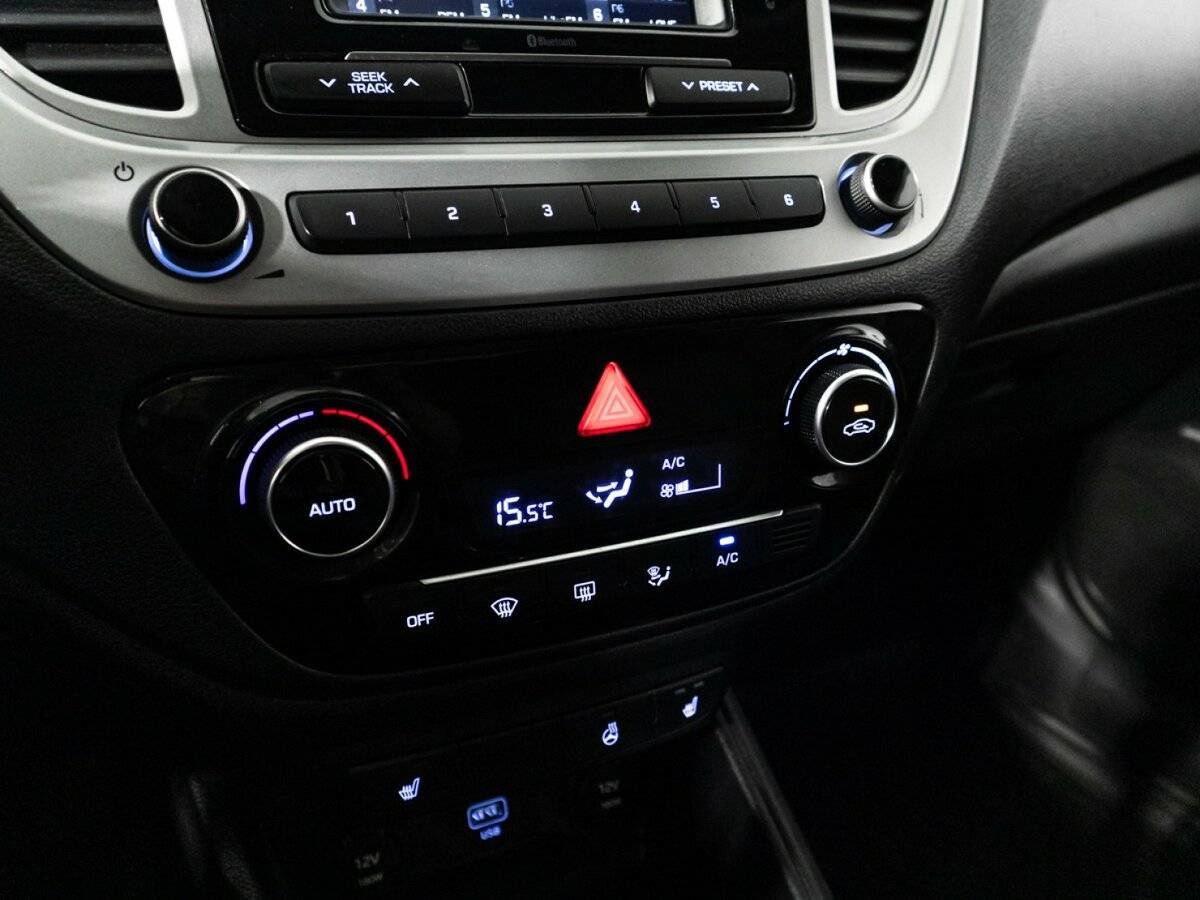 Купить Hyundai Solaris, 2019, 130 736 км, фото №16