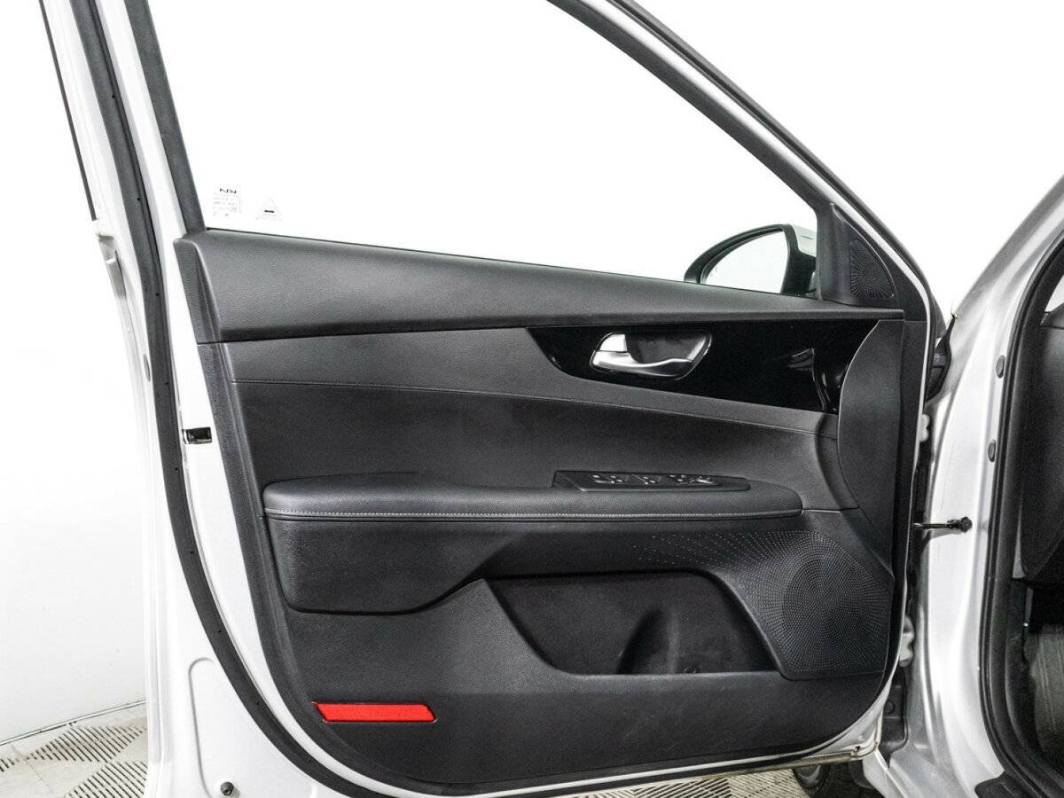 Купить Kia Cerato, 2021, 67 976 км, фото №25