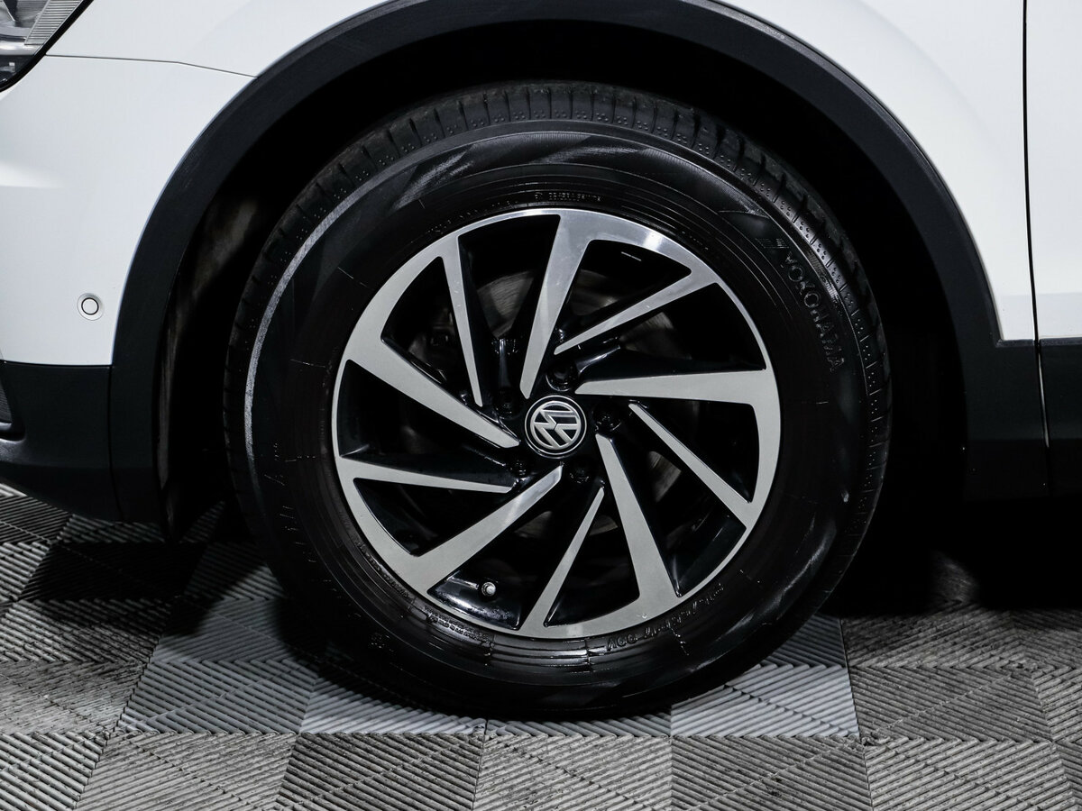 Купить Volkswagen Tiguan II, 2018, 69 500 км, фото №14