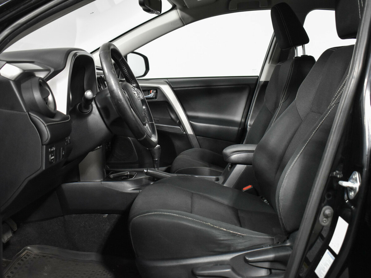 Купить Toyota RAV4 IV (XA40) Рестайлинг, 2018, 180 000 км, фото №10