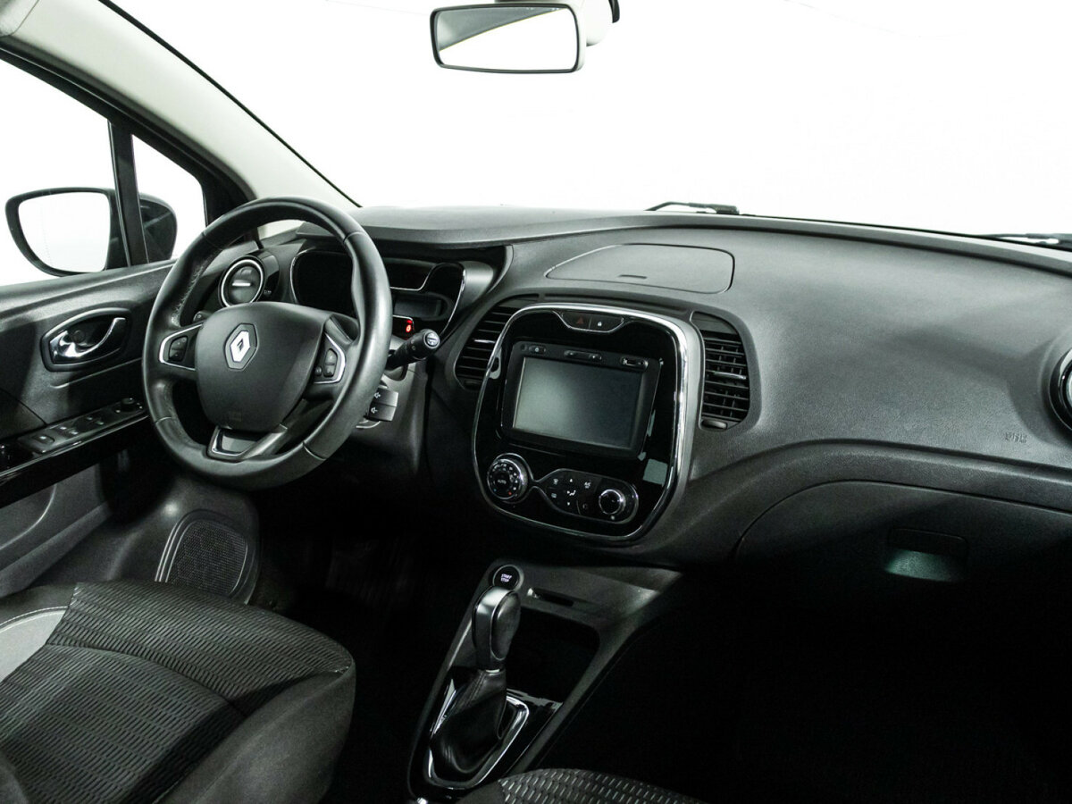 Купить Renault Kaptur I, 2016, 122 650 км, фото №9
