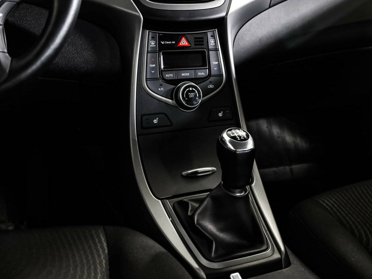 Купить Hyundai Elantra V (MD) Рестайлинг, 2015, 15 577 км, фото №11